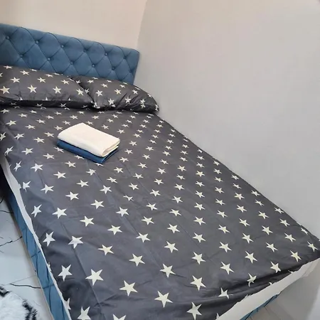 Es Apartment *