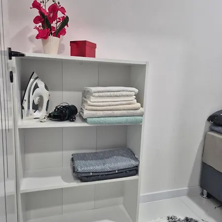 Apartment Es *